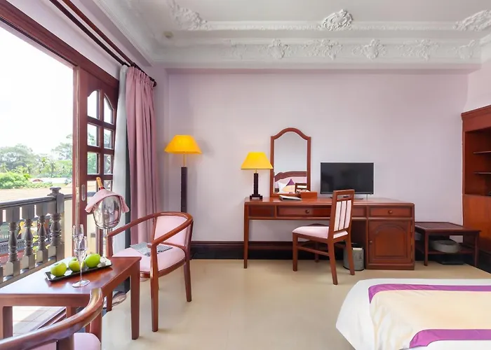 Regency Angkor Hotel 5*