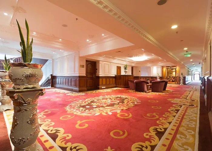 Regency Angkor Hotel 5*