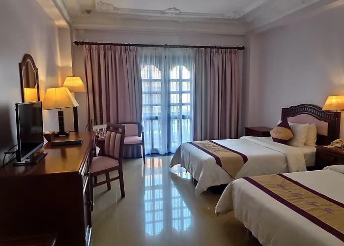 Regency Angkor 5*