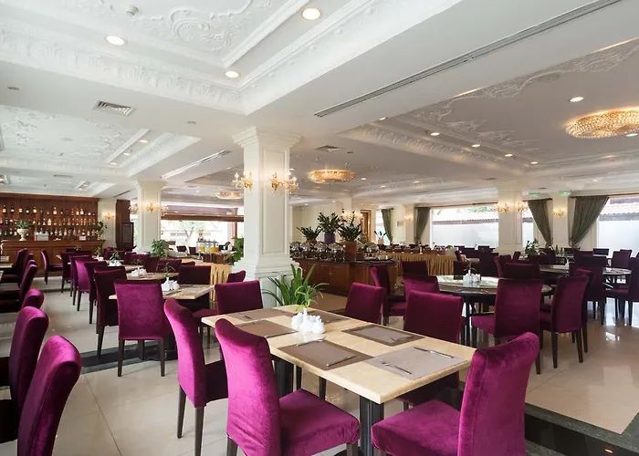 Hotel Regency Angkor 5*